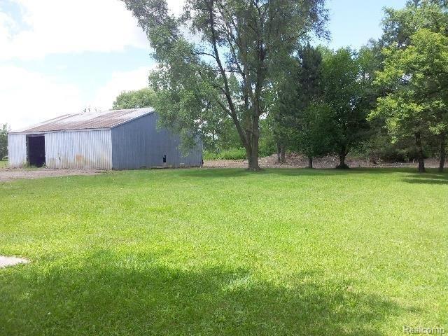 24911 30 Mile Road Ray, MI 48096 - Photo 14 of 15 New #14 pole barn.jpg