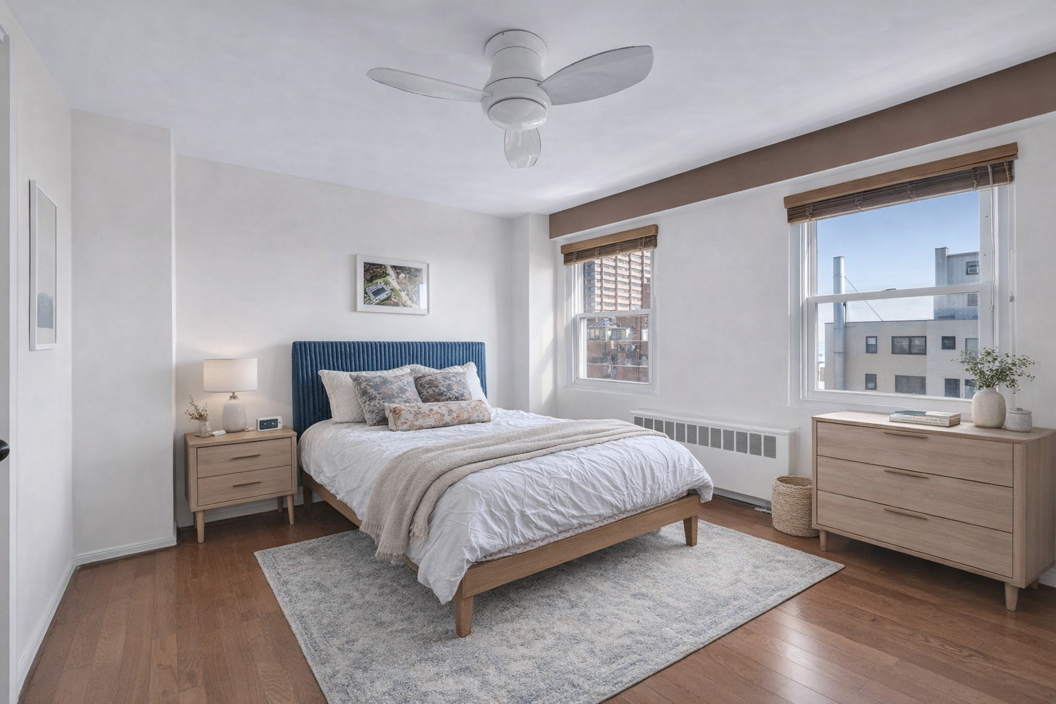 2909 North Sheridan Road, Unit 1703 Chicago, IL 60657 - Photo 2 of 2