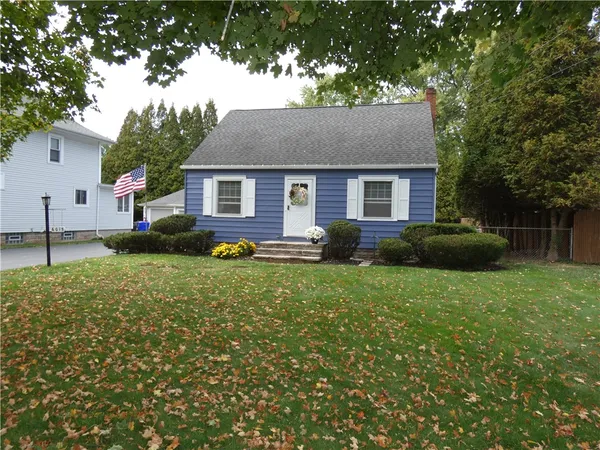 $219,900 | 6015 Hillcrest Avenue, Newfane, NY 14108