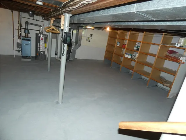 $219,900 | 6015 Hillcrest Avenue, Newfane, NY 14108