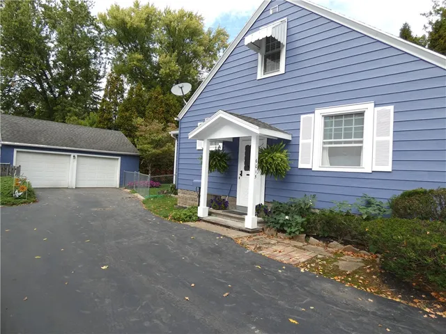 $219,900 | 6015 Hillcrest Avenue, Newfane, NY 14108