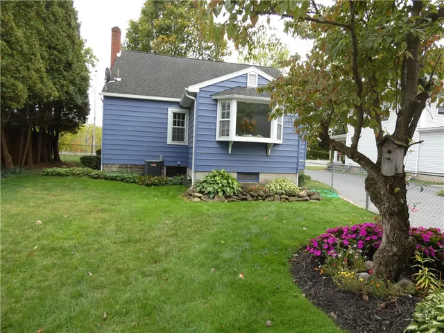 $219,900 | 6015 Hillcrest Avenue, Newfane, NY 14108