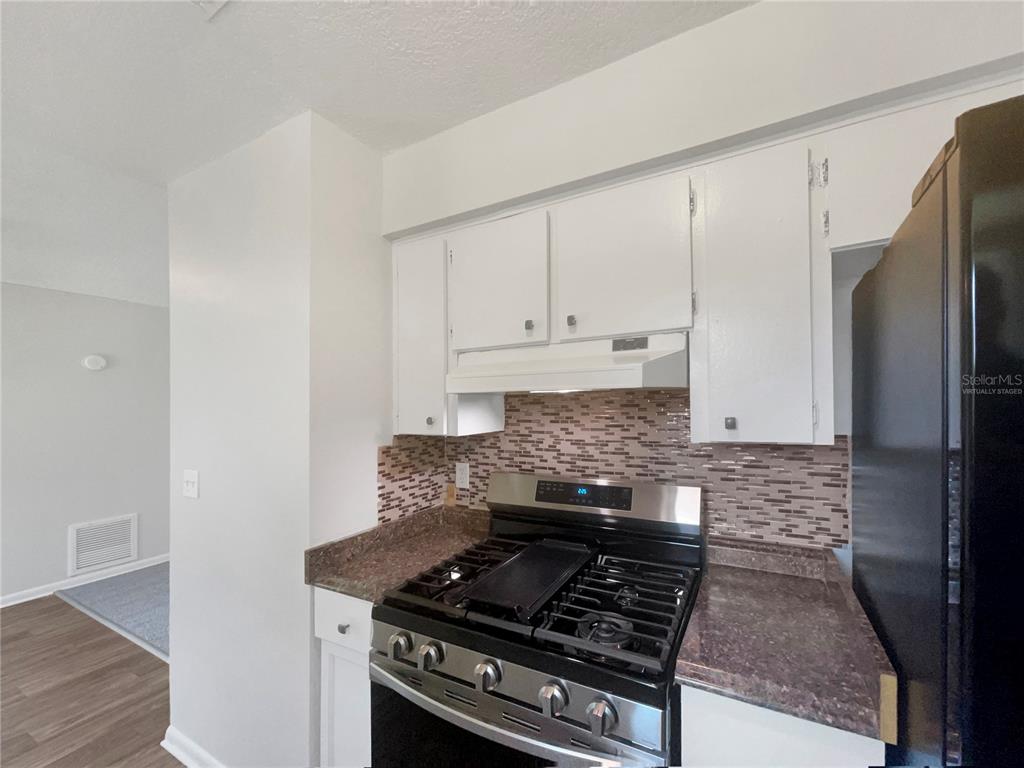 2841 Central Drive Sanford, FL 32773 - Photo 2 of 24