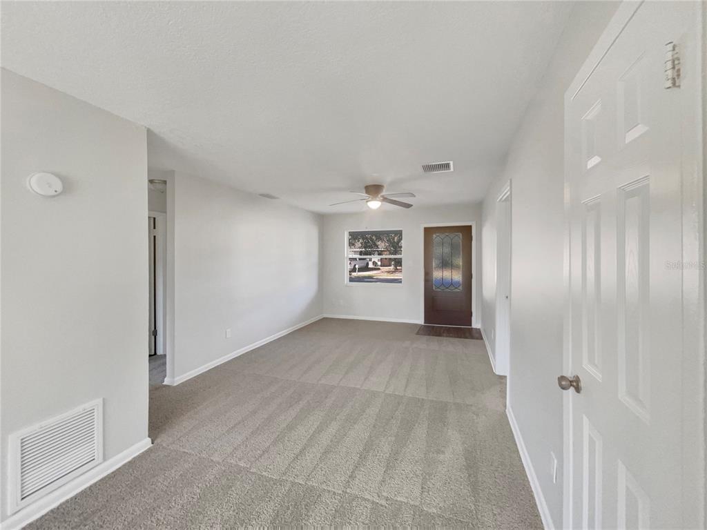 2841 Central Drive Sanford, FL 32773 - Photo 3 of 24