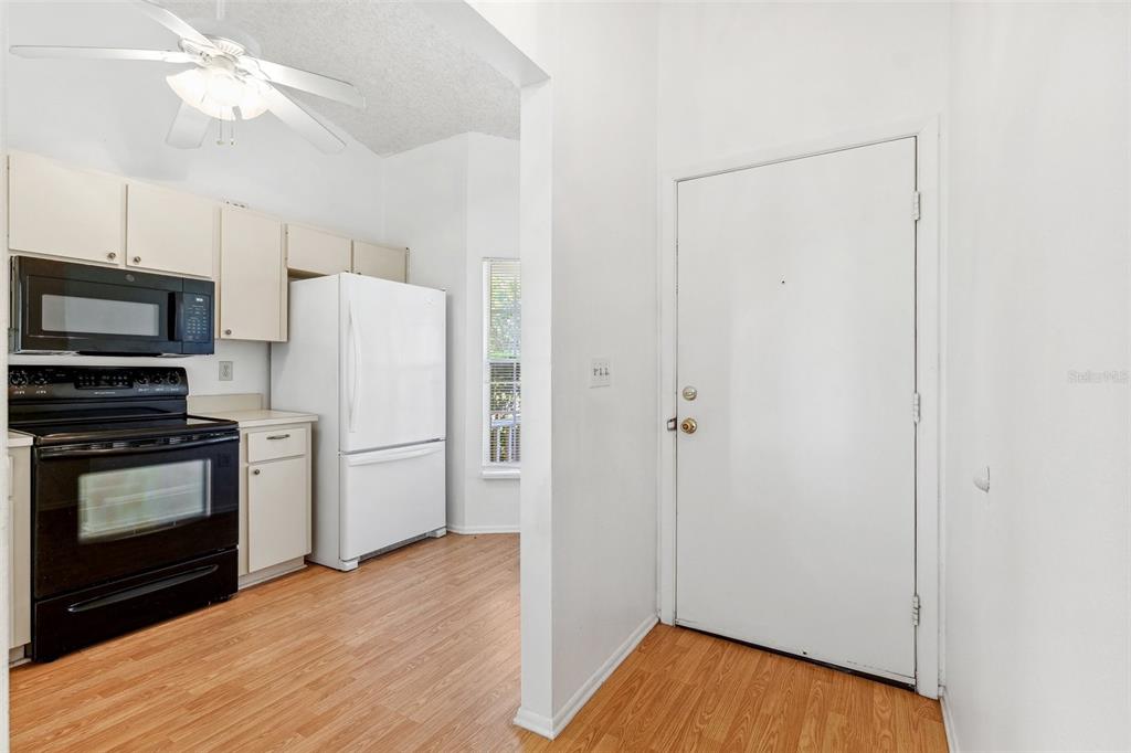 6514 Thicket Trail New Port Richey, FL 34653 - Photo 4 of 30