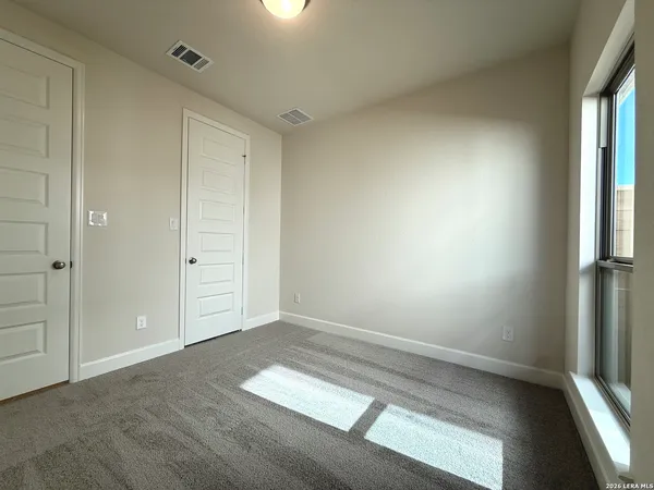 $2,300 | 431 Alexander Avenue, New Braunfels, TX 78130