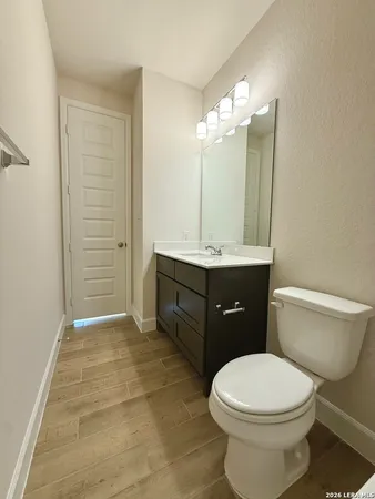 $2,300 | 431 Alexander Avenue, New Braunfels, TX 78130