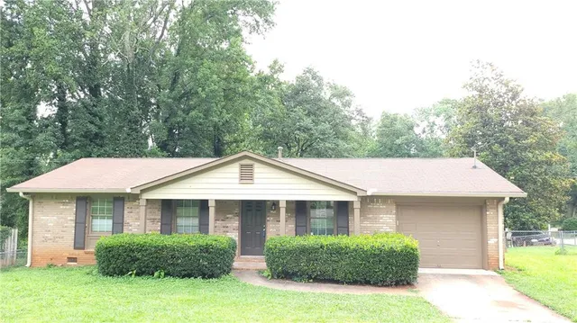 $1,850 | 211 Pine Forest Drive, Cumming, GA 30040