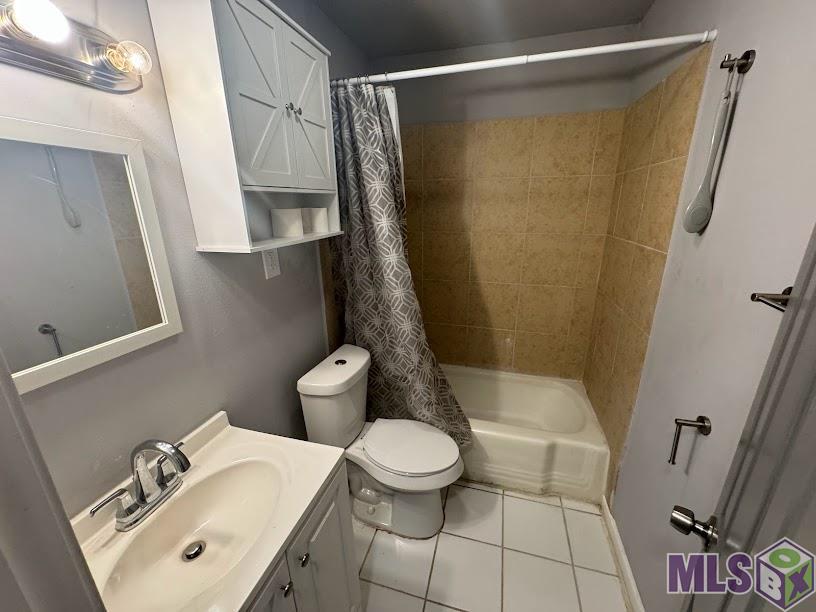 5852 Denova Street Baton Rouge, LA 70812 - Photo 14 of 17 Bathroom