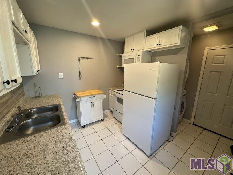 5852 Denova Street Baton Rouge, LA 70812 - Photo 3 of 17 Kitchen