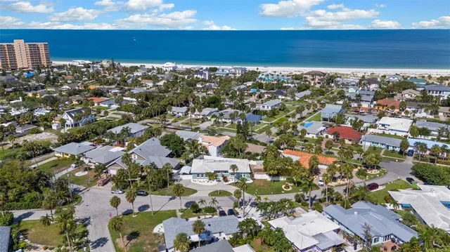 $1,275,000 | 976 Narcissus Avenue, Clearwater Beach, FL 33767