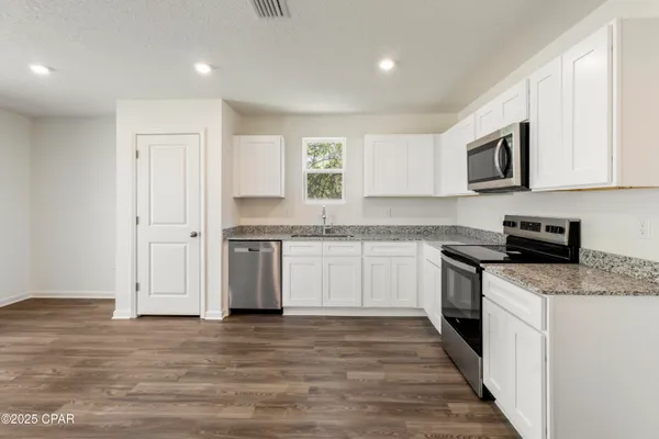$210,990 | 4125 Aquarius Drive, Chipley, FL 32428