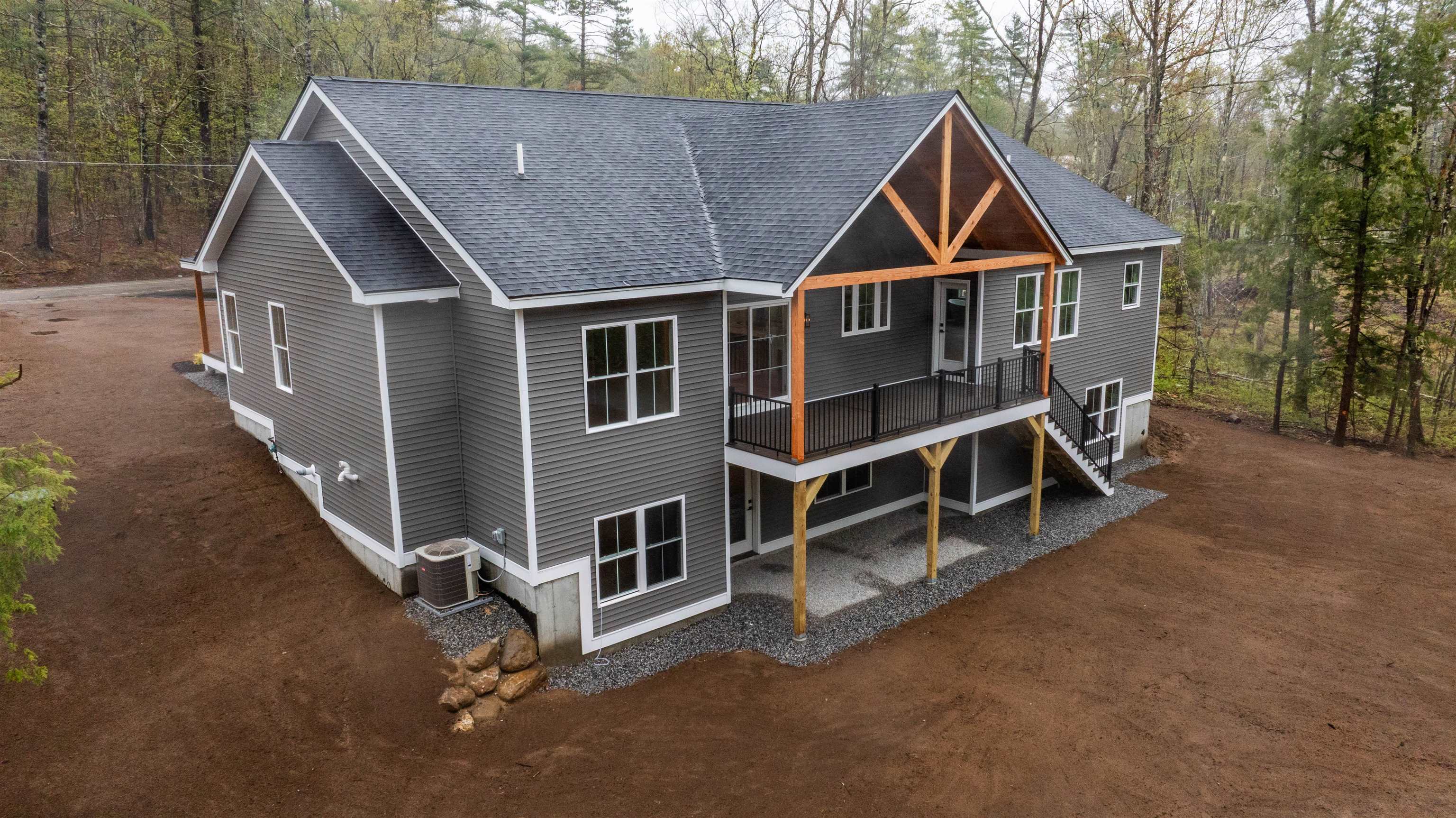 11 Blackwater Road Concord, NH 03303 - Photo 4 of 50