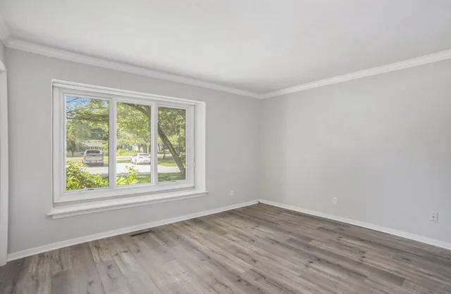 $339,900 | 17652 Woodbridge Road, Unit 2, Spring Lake, MI 49456