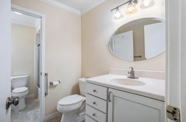 $339,900 | 17652 Woodbridge Road, Unit 2, Spring Lake, MI 49456