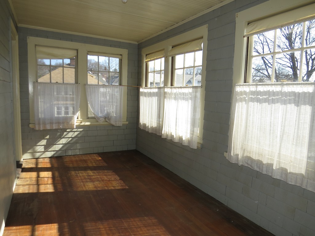55 Katherine Road Watertown, MA 02472 - Photo 20 of 28