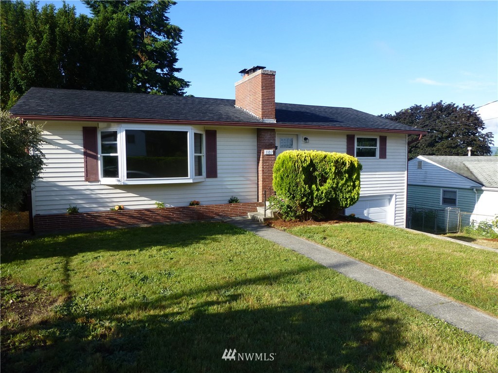 1107 Dibb Street Bremerton, WA 98310 - Photo 2 of 25 Gallery Image 2