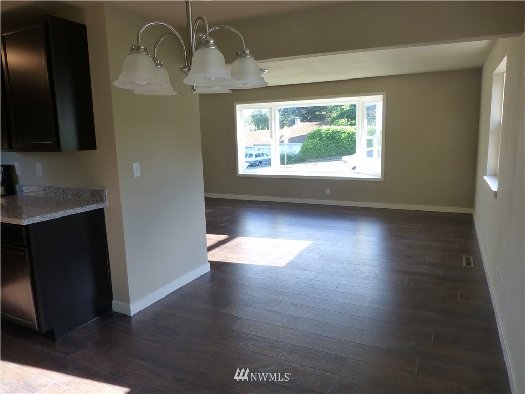 1107 Dibb Street Bremerton, WA 98310 - Photo 10 of 25 Gallery Image 10