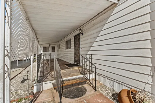 $135,000 | 22111 Newport Avenue, Unit 68, Grand Terrace, CA 92313