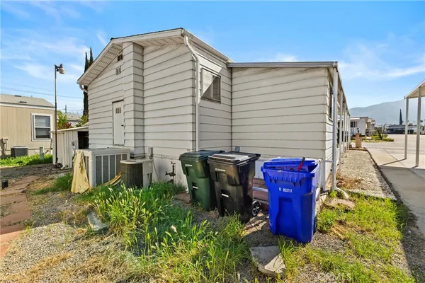 $135,000 | 22111 Newport Avenue, Unit 68, Grand Terrace, CA 92313