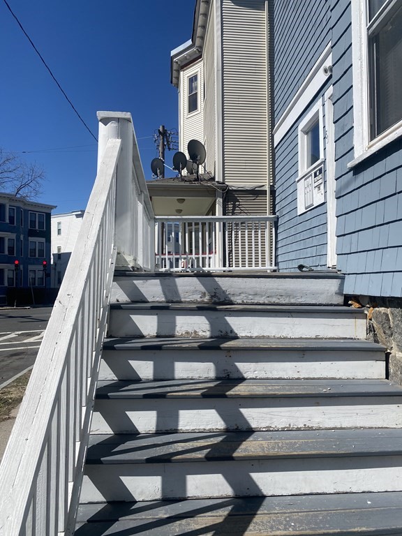 53 Aspinwall Road Boston, MA 02124 - Photo 6 of 35 Gallery Image 6