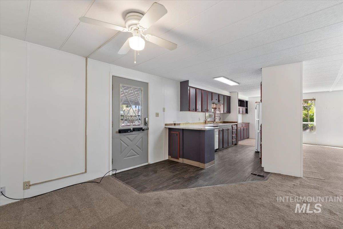 3710 Clacton Way Boise, ID 83716 - Photo 5 of 27