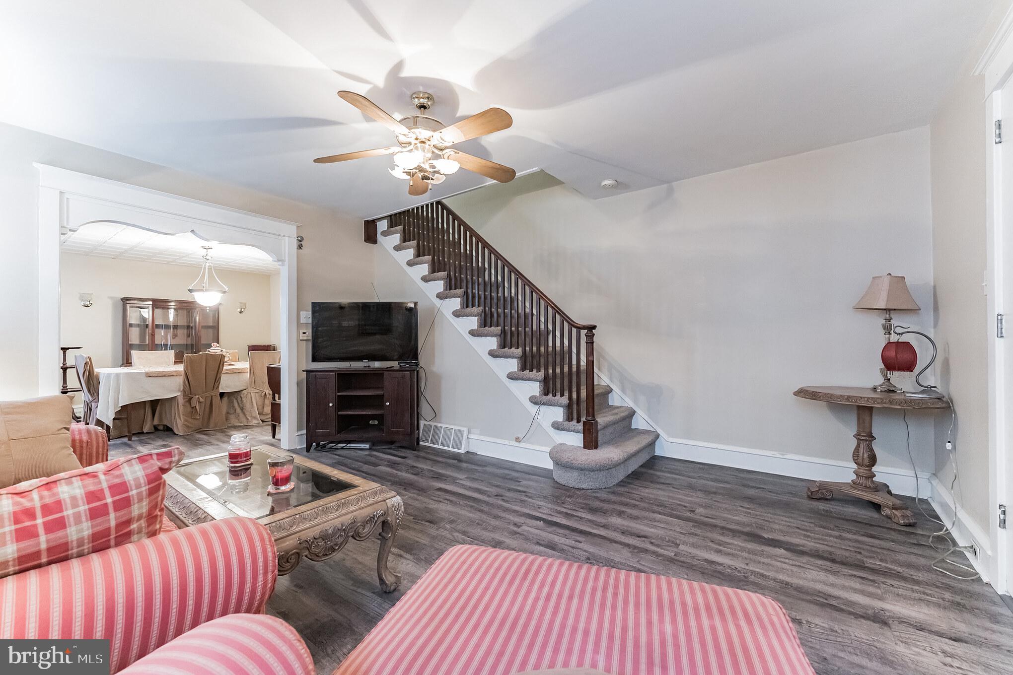 612 Crestview Road Philadelphia, PA 19128 - Photo 6 of 28