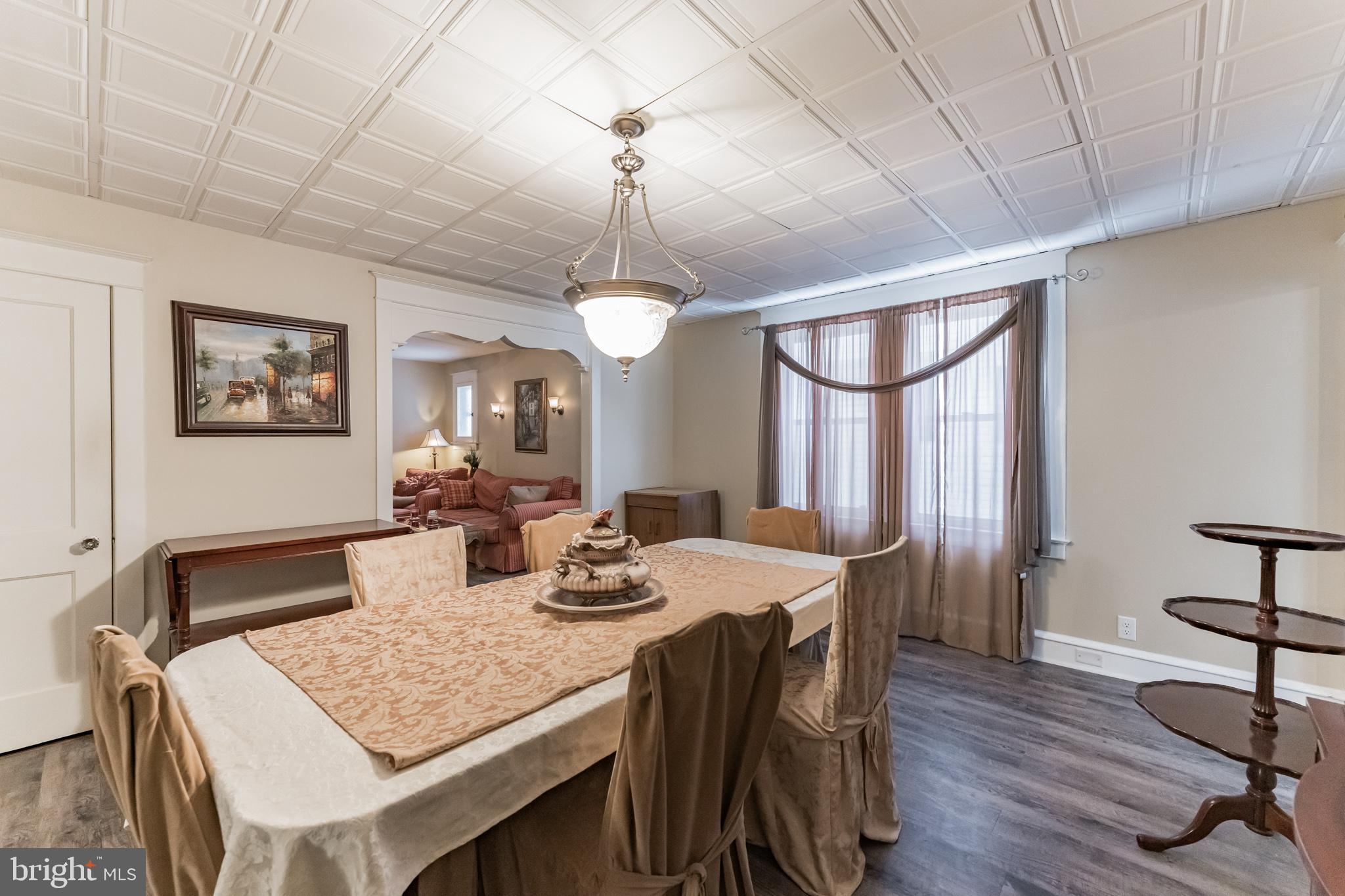 612 Crestview Road Philadelphia, PA 19128 - Photo 10 of 28