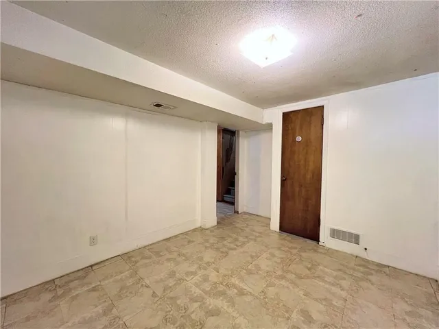 $340,000 | 612 Northeast Florence Avenue, Lee's Summit, MO 64063