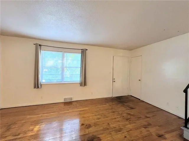 $340,000 | 612 Northeast Florence Avenue, Lee's Summit, MO 64063