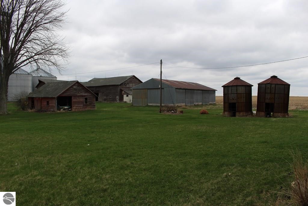 5135 South Shepherd Road Shepherd, MI 48883 - Photo 24 of 24 1783539-23.JPG