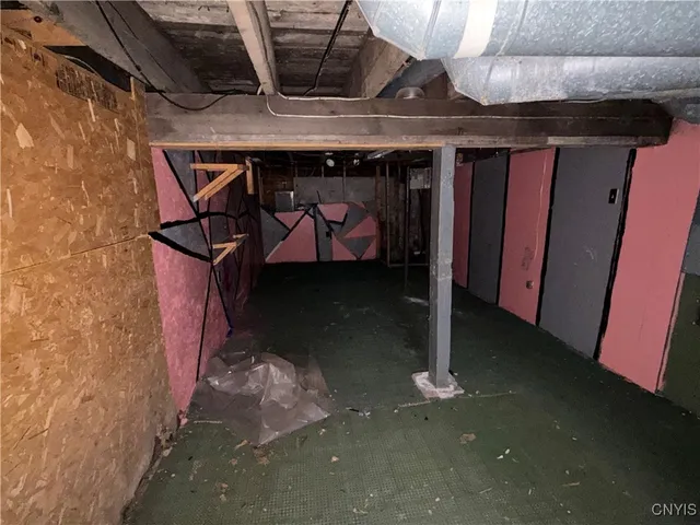 $96,000 | 1305 Oak Street, Utica, NY 13502