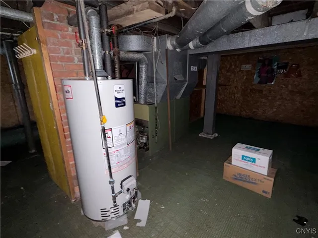 $96,000 | 1305 Oak Street, Utica, NY 13502