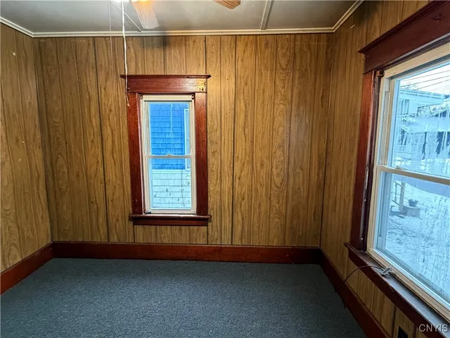 $96,000 | 1305 Oak Street, Utica, NY 13502