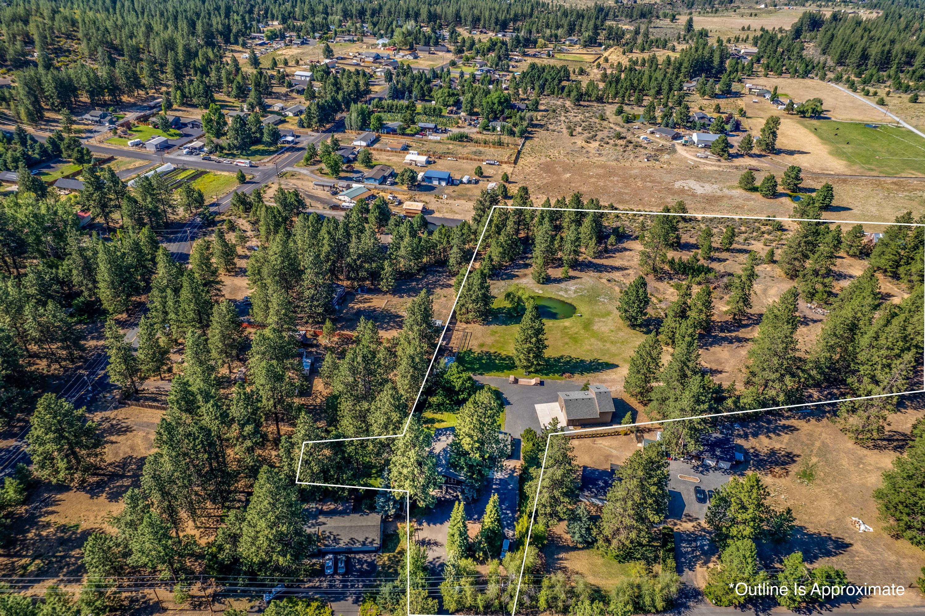 19238 Baker Road Bend, OR 97702 - Photo 3 of 64 Within just a few minutes to Old Mill & Deschutes River
