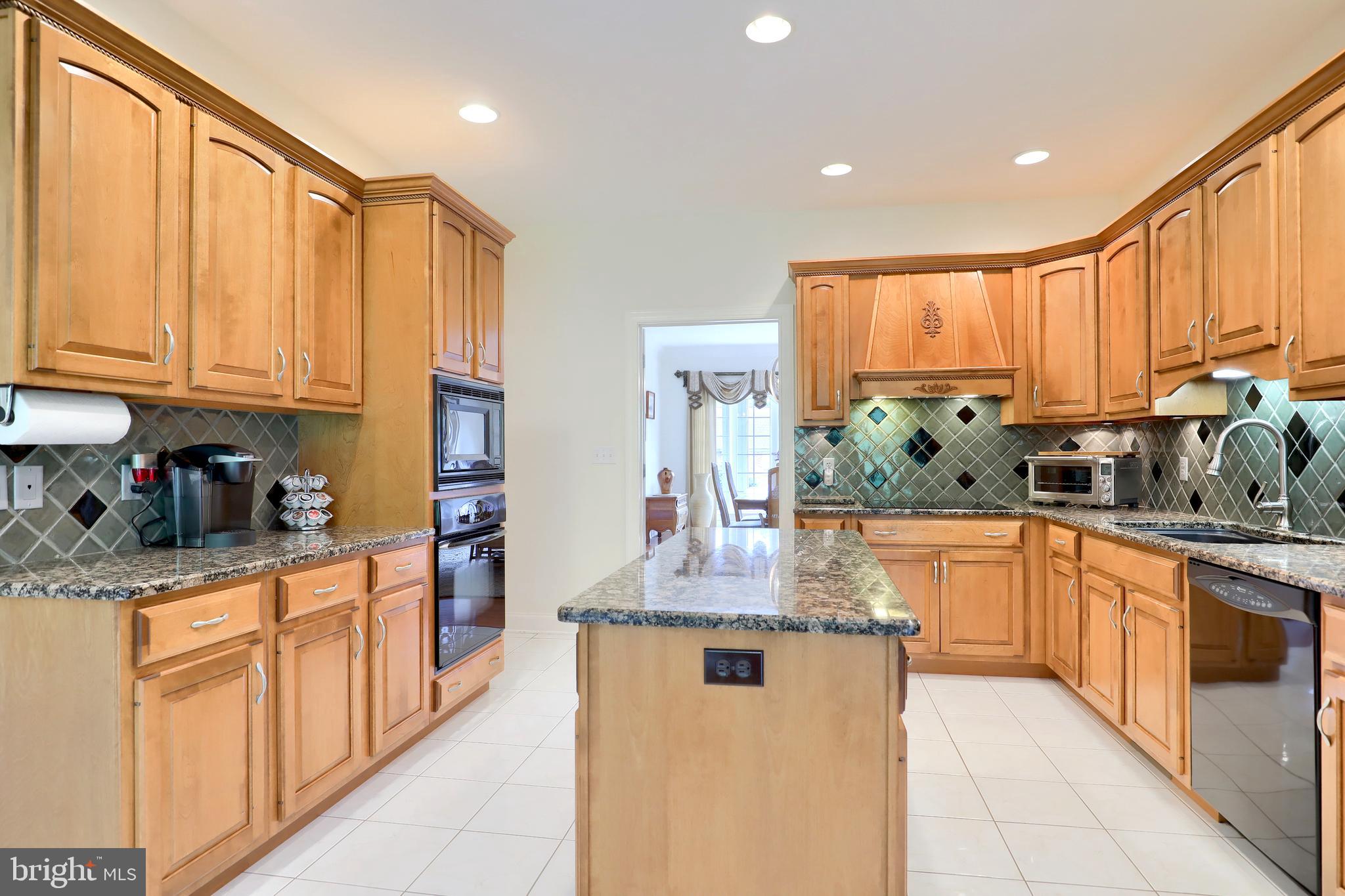 3688 Cimmeron Road York, PA 17402 - Photo 12 of 52 Gallery Image 12