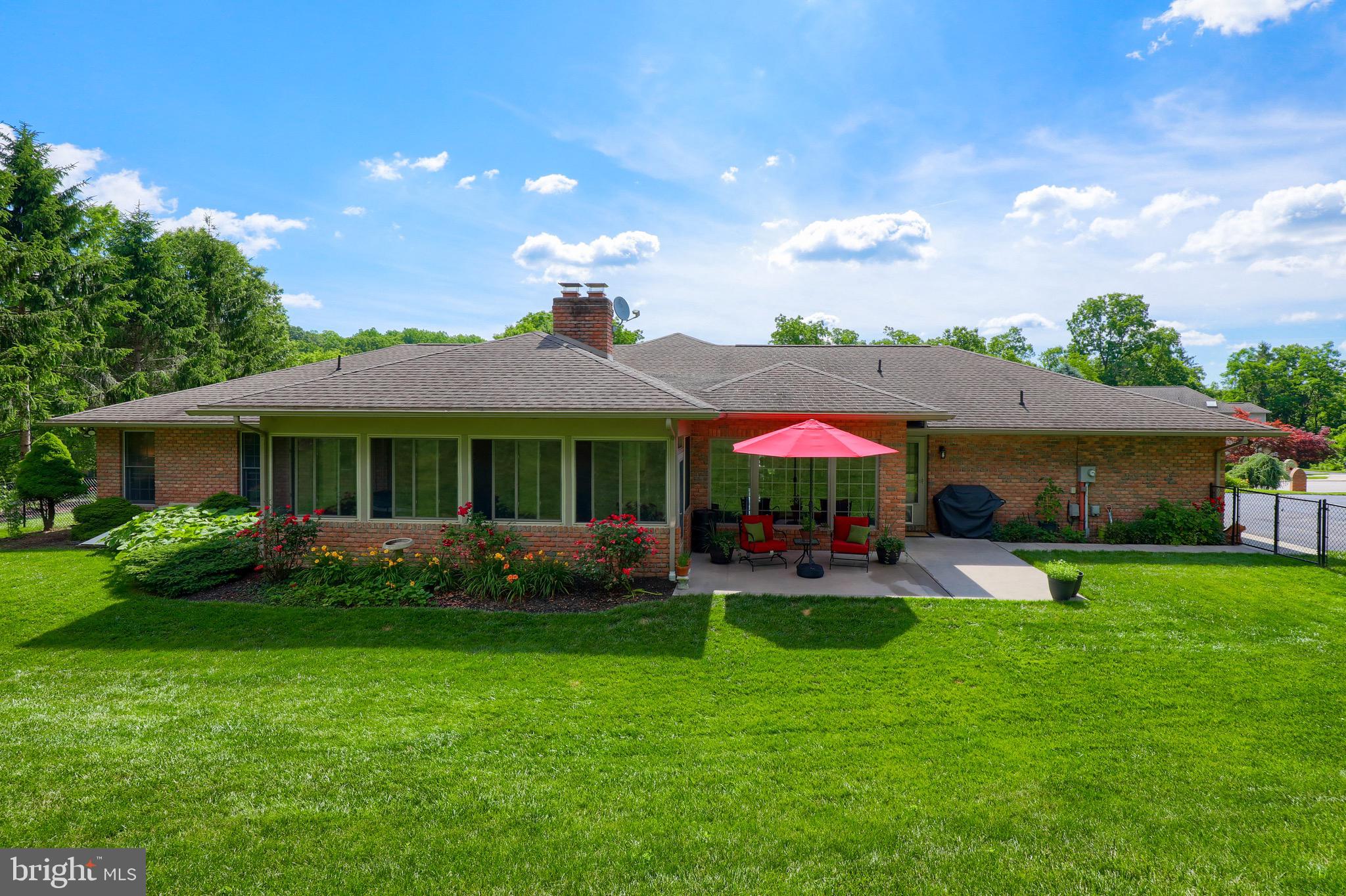 3688 Cimmeron Road York, PA 17402 - Photo 3 of 52 Gallery Image 3