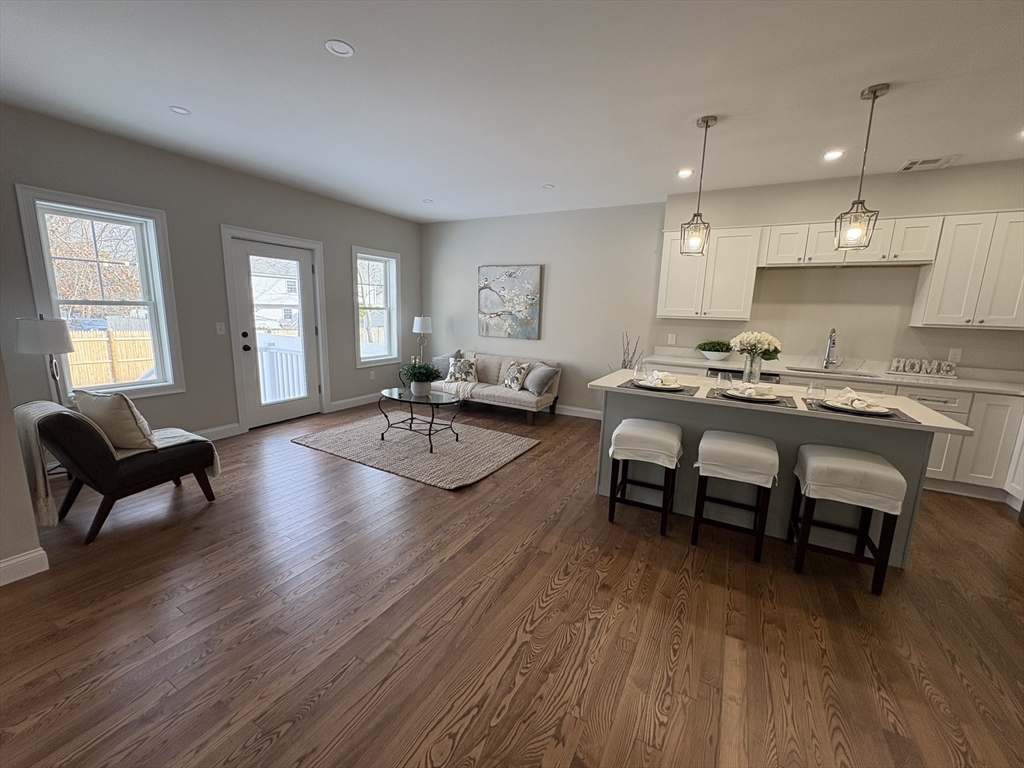 26 Danielles Way Worcester, MA 01606 - Photo 8 of 27