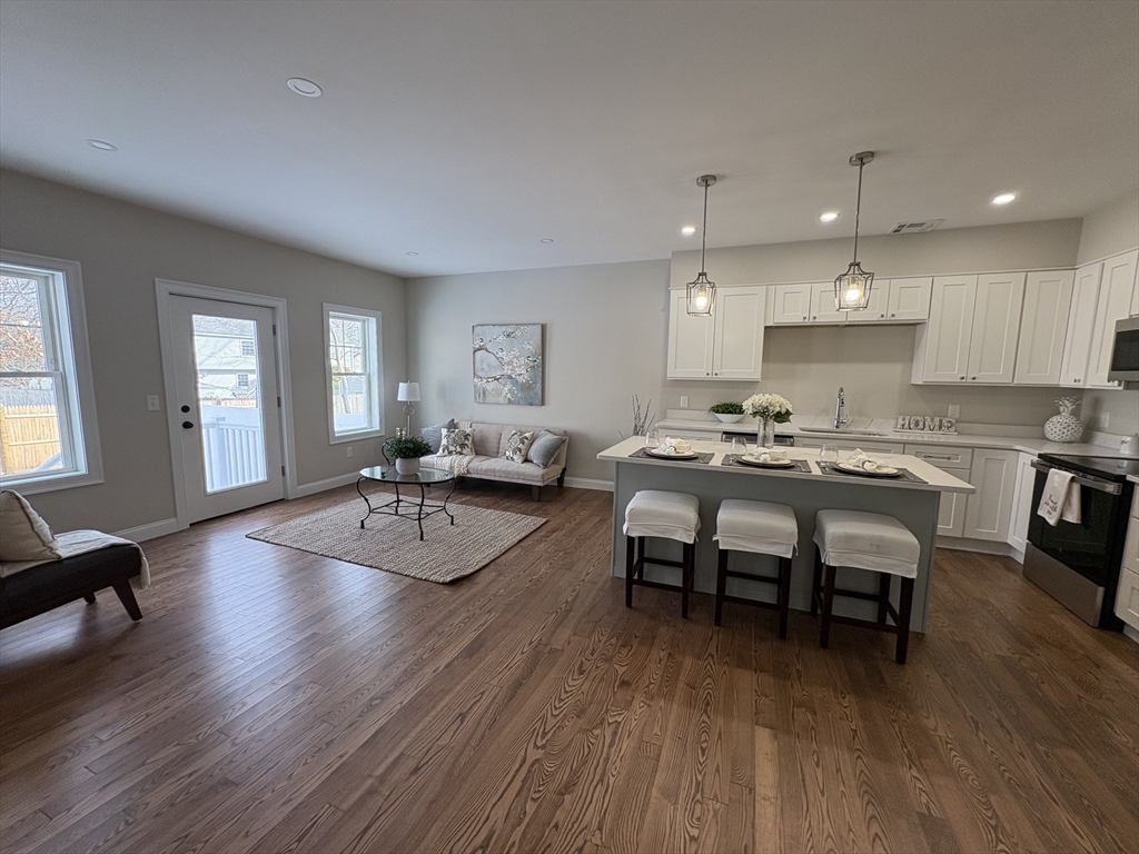 26 Danielles Way Worcester, MA 01606 - Photo 9 of 27