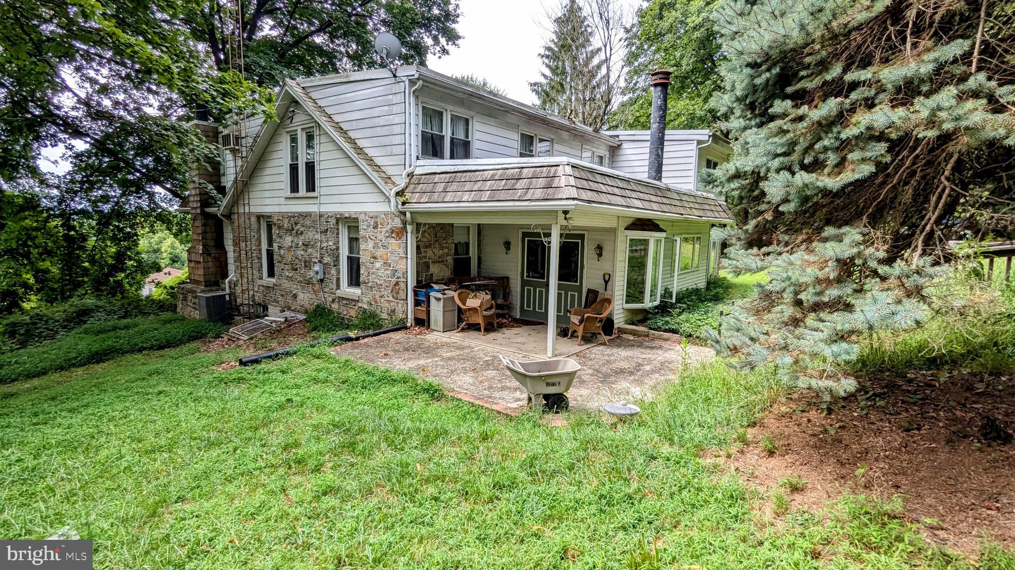 1987 Ridgewood Road York, PA 17406 - Photo 8 of 27 Gallery Image 8