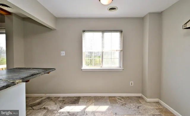 $1,950 | 122 Wheatsheaf Lane, Telford, PA 18969