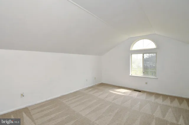 $1,950 | 122 Wheatsheaf Lane, Telford, PA 18969