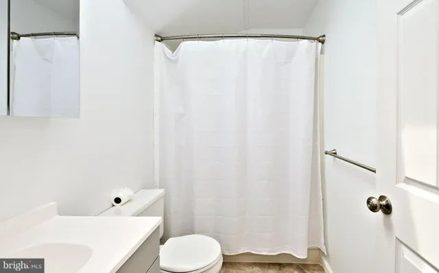 $1,950 | 122 Wheatsheaf Lane, Telford, PA 18969