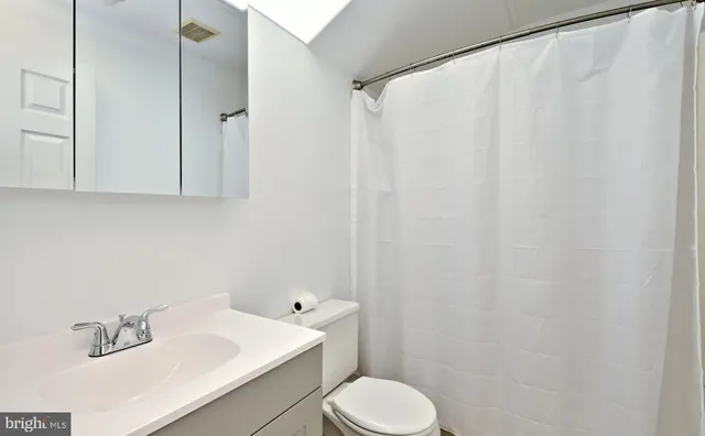 $1,950 | 122 Wheatsheaf Lane, Telford, PA 18969