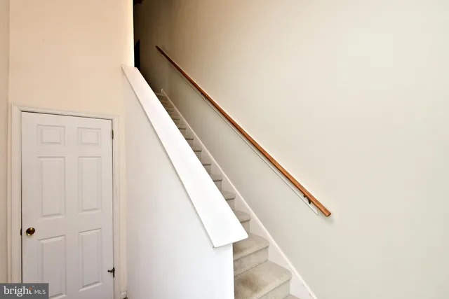 $1,950 | 122 Wheatsheaf Lane, Telford, PA 18969