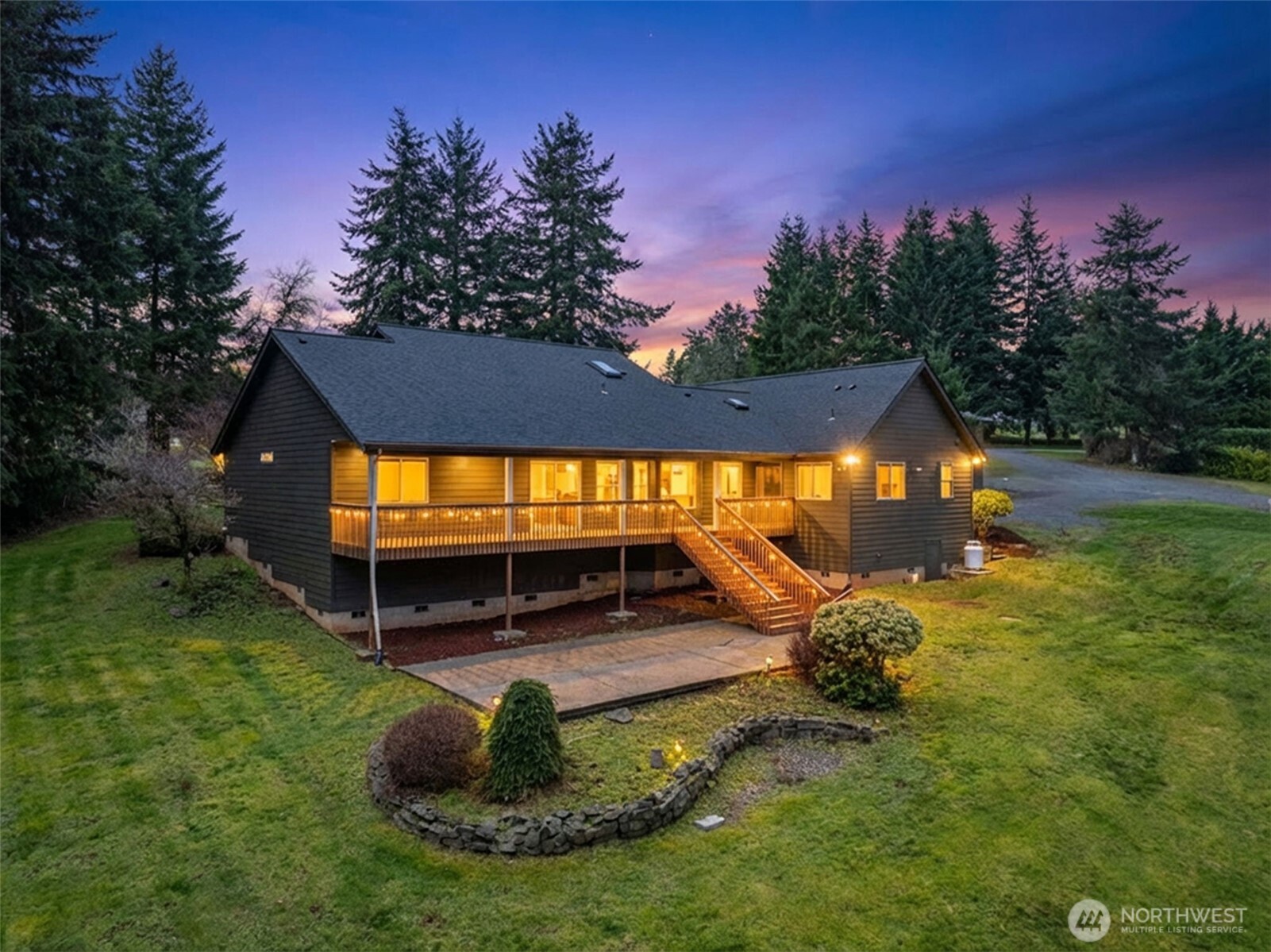 112 Rosewood Estates Lane Chehalis, WA 98532 - Photo 2 of 40