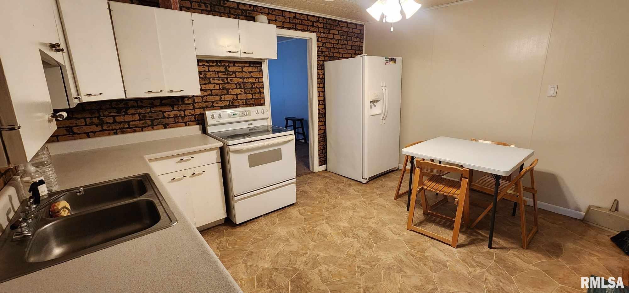 906 Boston Road Marion, IL 62959 - Photo 16 of 23 Gallery Image 16