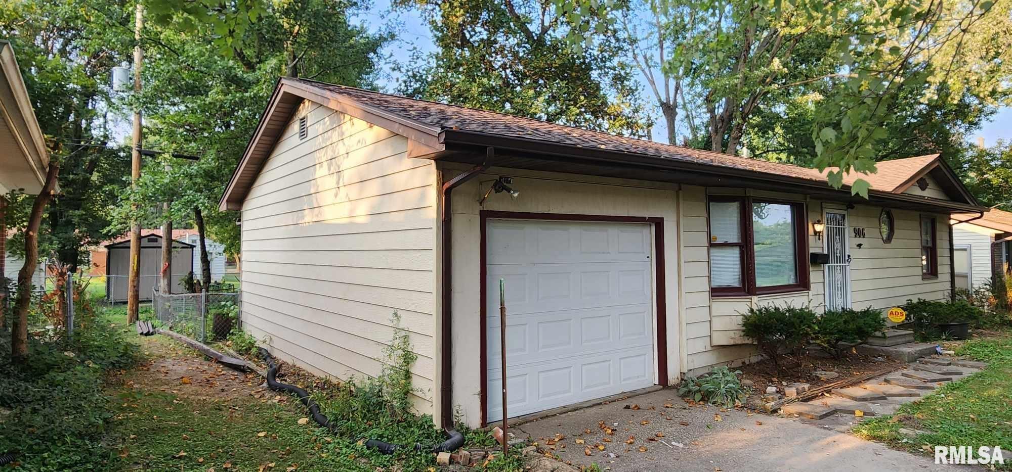 906 Boston Road Marion, IL 62959 - Photo 3 of 23 Gallery Image 3
