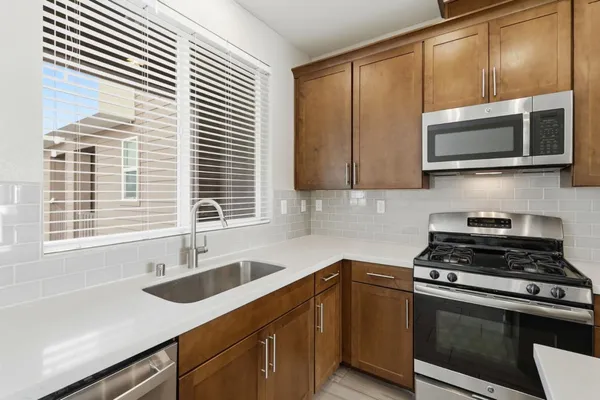 $999,888 | 428 Whistler Place, San Jose, CA 95123