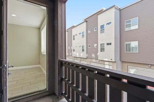 $999,888 | 428 Whistler Place, San Jose, CA 95123